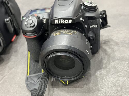 Nikon D7500
