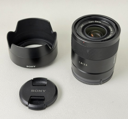 ソニー デジタル一眼カメラ α Eマウント用 Sonnar T* E 24mm F1.8 ZA レンズ SEL24F18Z